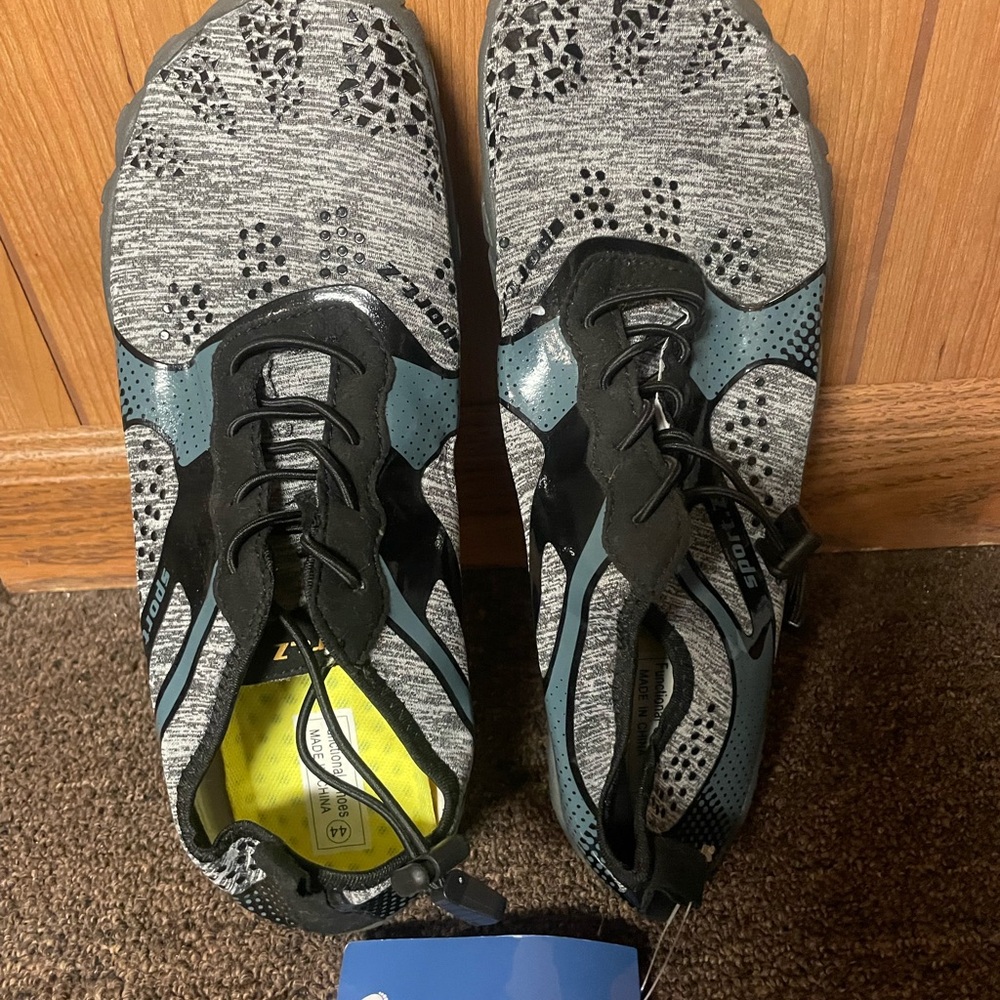 Stylish Gray and Black Athletic Shoes size 44